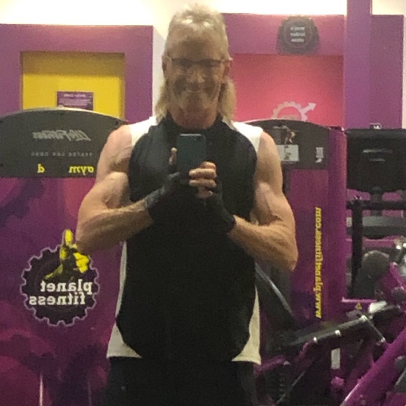 Meet your Posher, Ricky - Picture 1 of 1